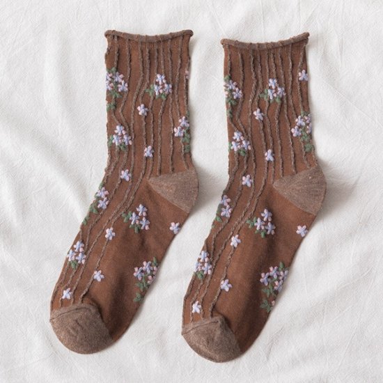 1 Pcs Nouveau Style Femmes Petites Chaussettes À Tube Moyen Floral - Marron